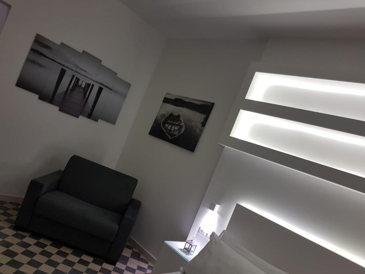 Villa Adelaide Suite & Room Torre A Mare Exterior photo