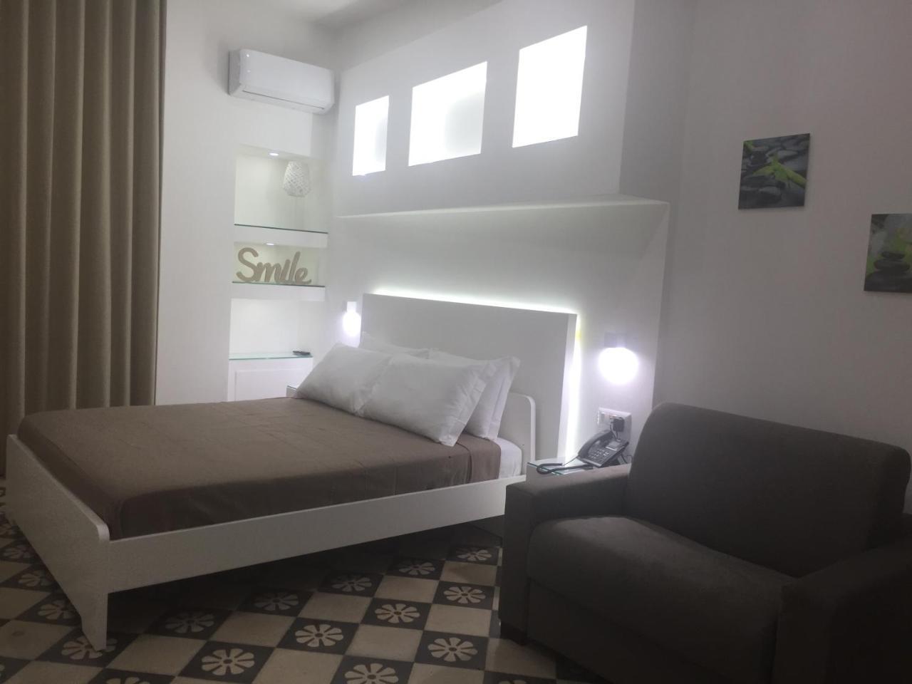 Villa Adelaide Suite & Room Torre A Mare Exterior photo