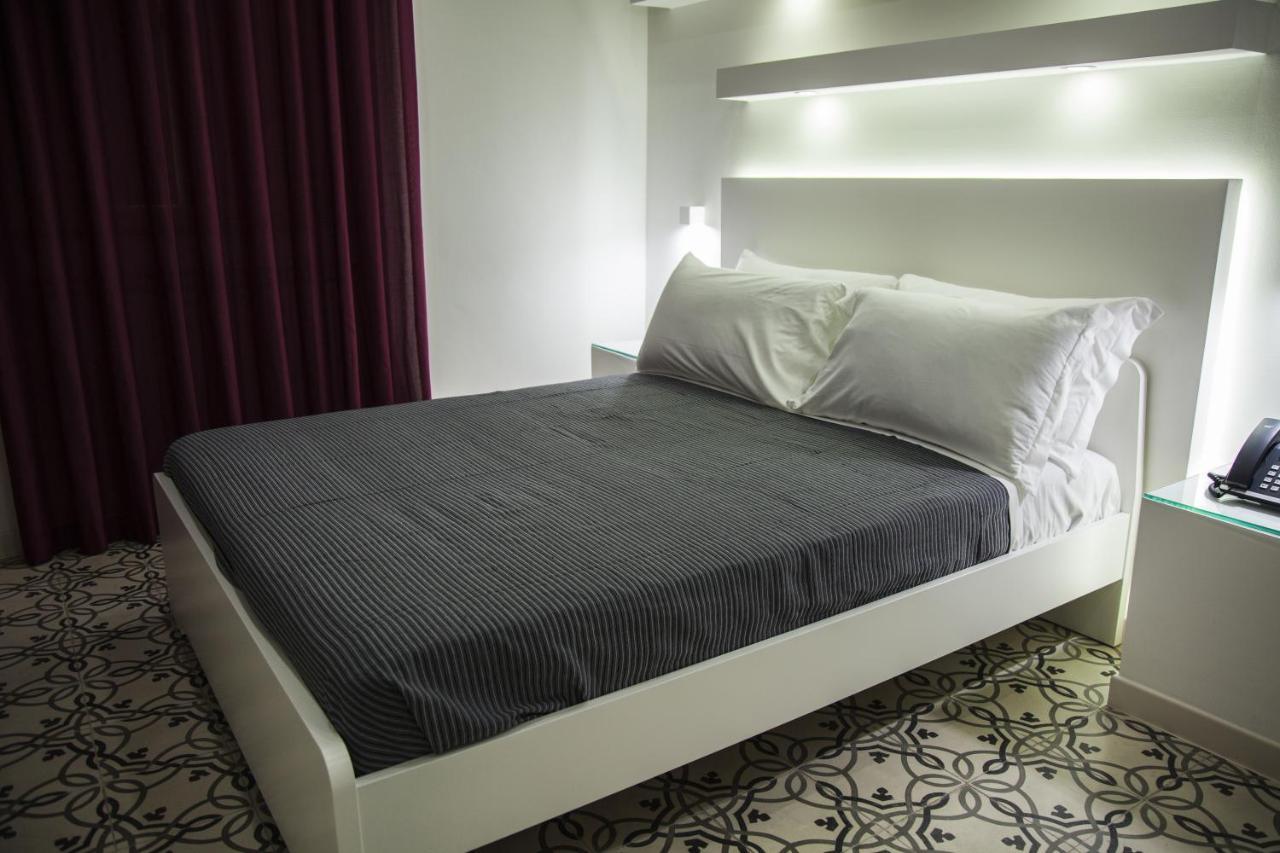 Villa Adelaide Suite & Room Torre A Mare Exterior photo